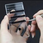 Γυάλινη πλάκα για εξτένσιον βλεφαρίδων με βάση για την κόλλα